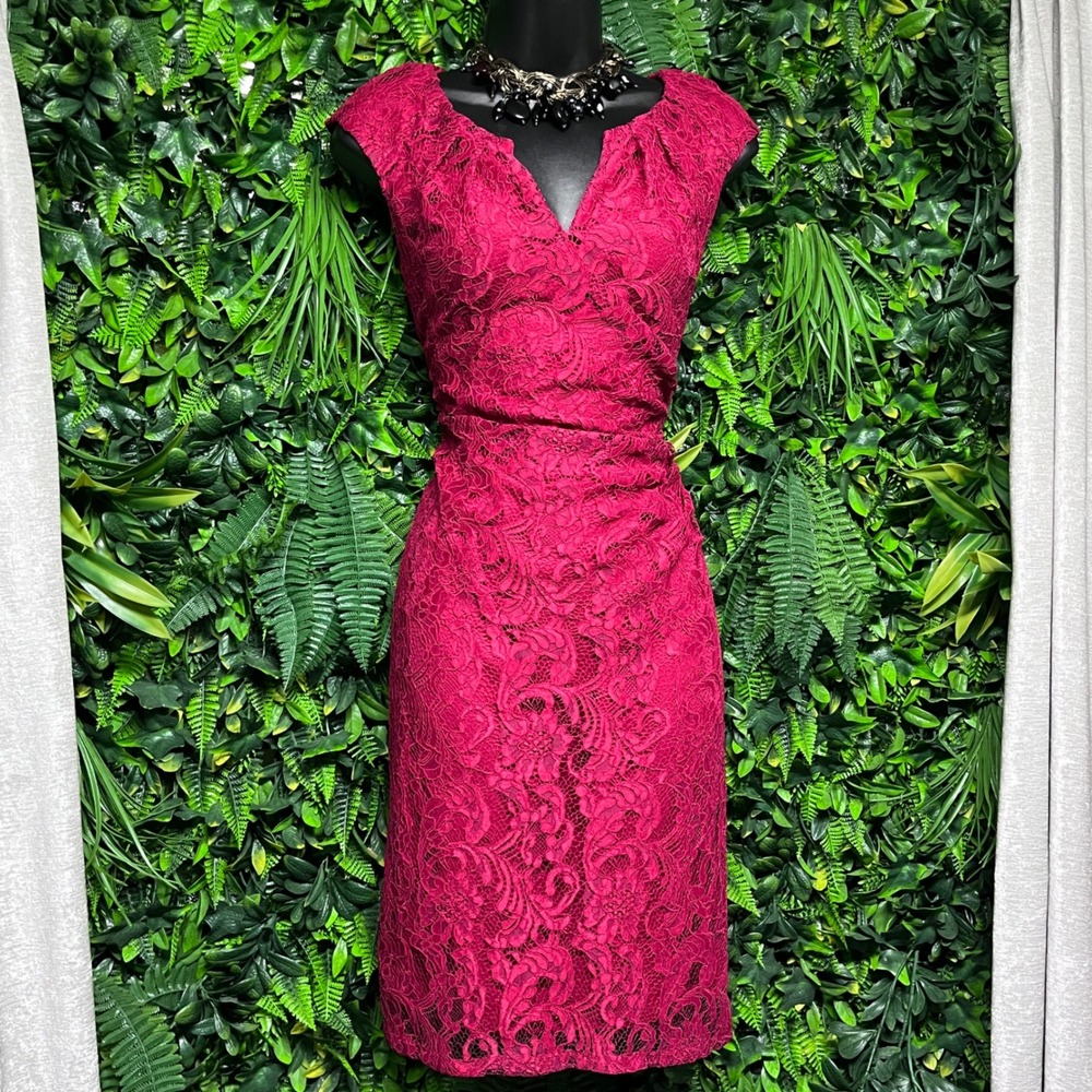 Adrianna Papell Wine Red Dress Size 8 Floral Lace Ruched V-Neck Sheath 4162 - Picture 3 of 8